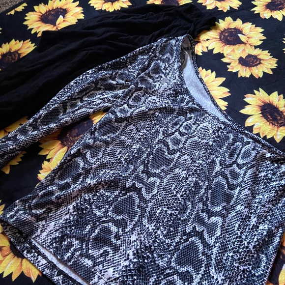 Bunch of small clothes - Picture 16 of 16